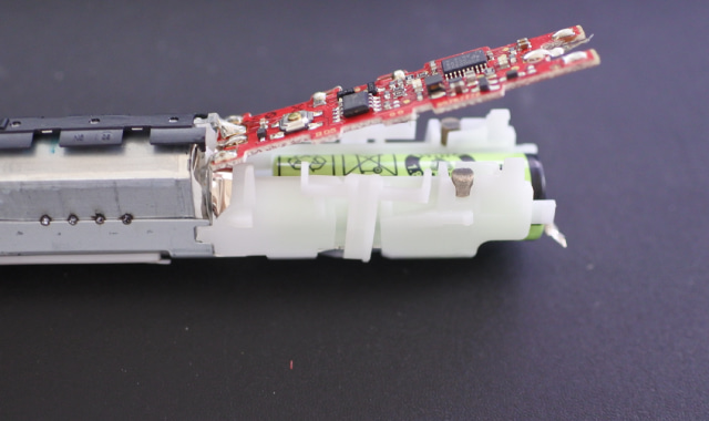 オーラルＢの分解手順